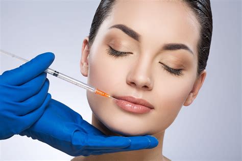 Advantages and Risks of Botox Treatment in Aesthetics